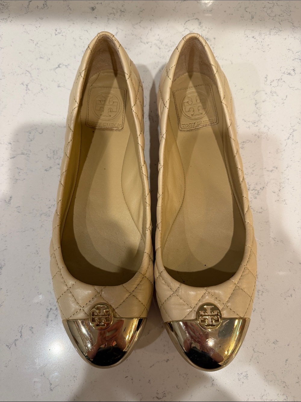 Tory Burch Cream Quilted Ballet Flats with Glam Gold Cap Toe Size 8.5 - Picture 9 of 10